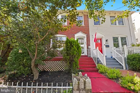 808 Somerset Pl NW, Washington, DC 20011