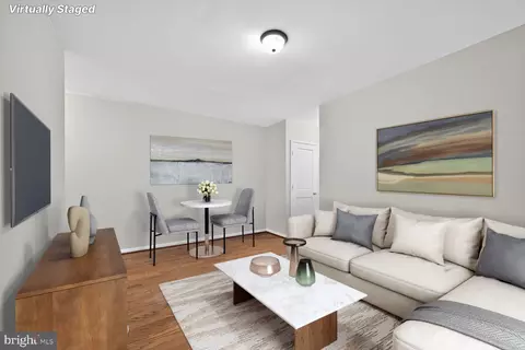 Living - 2316 40th Pl NW #103, Washington, DC 20007 photo 2 of 3