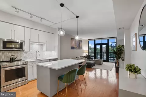 437 New York Ave NW #222, Washington, DC 20001