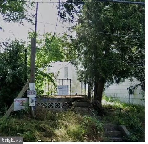 319 60th St NE, Washington, DC 20019