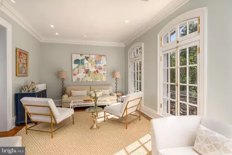 Living - 2131 Bancroft Pl NW, Washington, DC 20008 photo 1 of 5