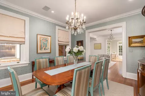 Dining - 2131 Bancroft Pl NW, Washington, DC 20008 photo 2 of 2