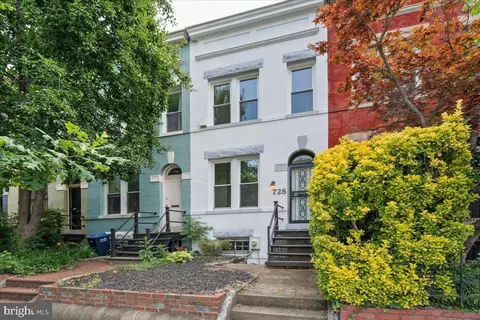 728 13th St SE, Washington, DC 20003