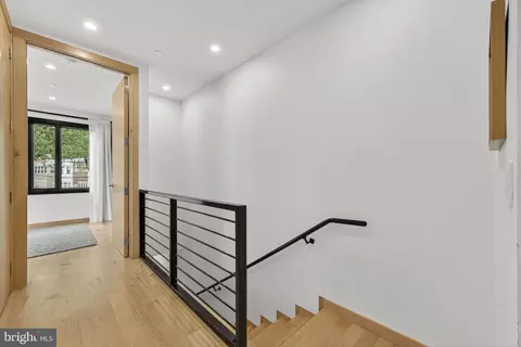 Entry Way - 135 13th St NE, Washington, DC 20002 photo 6 of 8