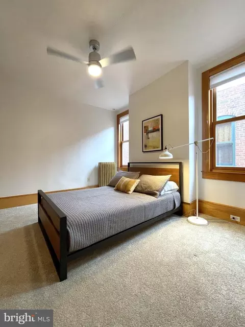 Bedroom - 135 13th St NE, Washington, DC 20002 photo 5 of 15