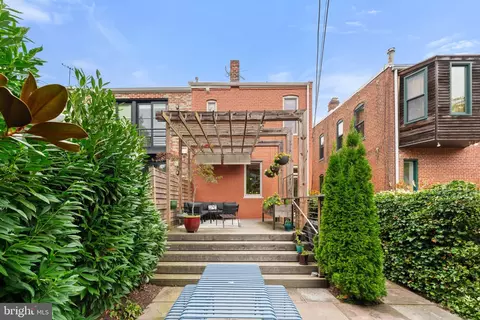 Exterior - 135 13th St NE, Washington, DC 20002 photo 8 of 12