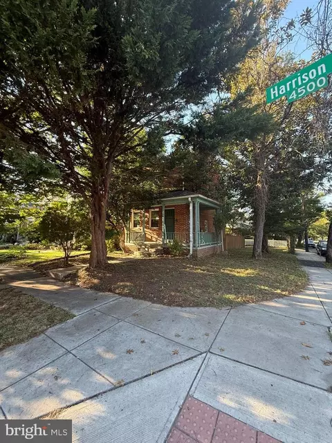 Exterior - 4501 Harrison St NW, Washington, DC 20015 photo 3 of 25
