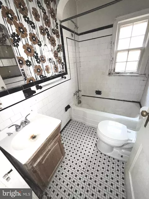 Bath - 4501 Harrison St NW, Washington, DC 20015 photo 1 of 3