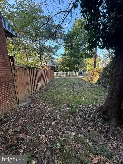 Exterior - 4501 Harrison St NW, Washington, DC 20015 photo 8 of 25