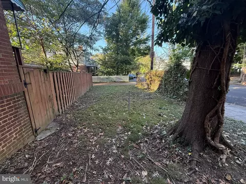 Exterior - 4501 Harrison St NW, Washington, DC 20015 photo 22 of 25