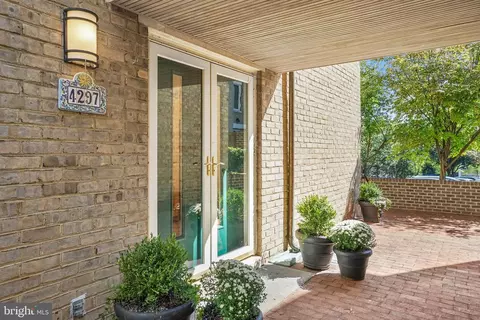 4297 Embassy Park Dr NW, Washington, DC 20016