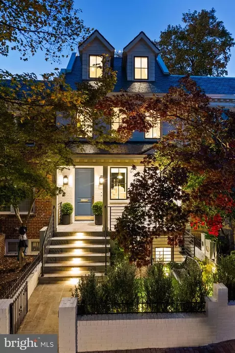 Exterior - 1922 35th St NW, Washington, DC 20007 photo 4 of 4