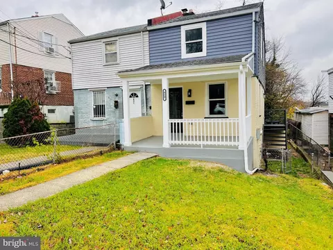 829 50th Pl NE, Washington, DC 20019