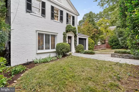 1920 47th St NW, Washington, DC 20007 photo 4