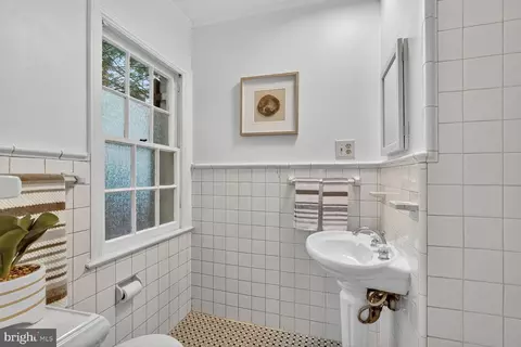 1920 47th St NW, Washington, DC 20007 photo 19