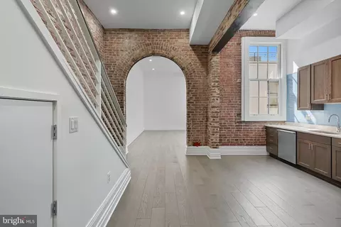 Entry Way - 901 D St NE #207, Washington, DC 20002 photo 6 of 10
