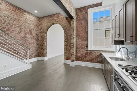 Entry Way - 901 D St NE #207, Washington, DC 20002 photo 2 of 10