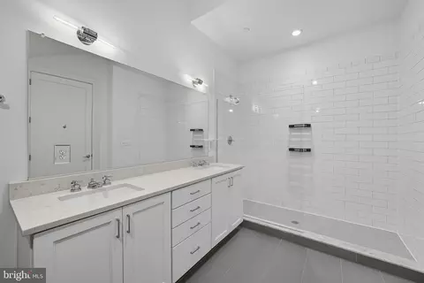 Bath - 901 D St NE #207, Washington, DC 20002 photo 3 of 5