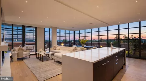45 Sutton Sq SW #306, Washington, DC 20024