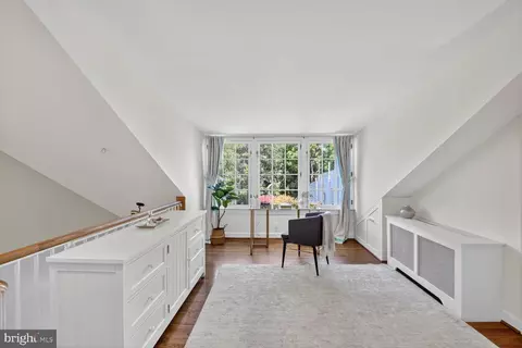3327 O St NW, Washington, DC 20007 photo 31