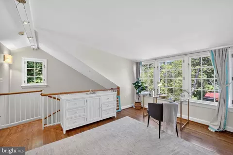3327 O St NW, Washington, DC 20007 photo 30