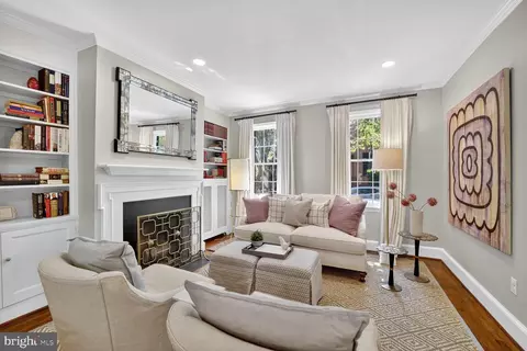 3327 O St NW, Washington, DC 20007 photo 7
