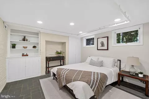 3327 O St NW, Washington, DC 20007 photo 36