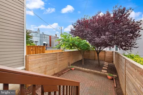 Exterior - 408 13th St NE, Washington, DC 20002 photo 4 of 5