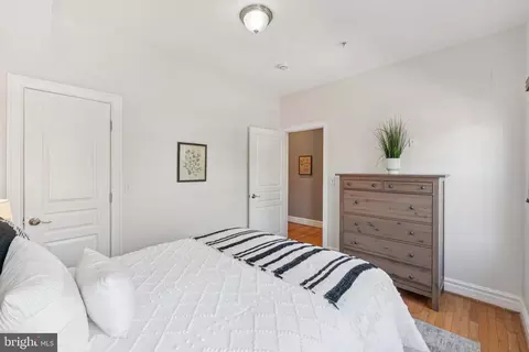 224 S Street St NE #2, Washington, DC 20002 photo 9