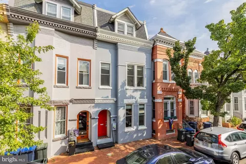 Exterior - 632 Acker Pl NE, Washington, DC 20002 photo 2 of 6