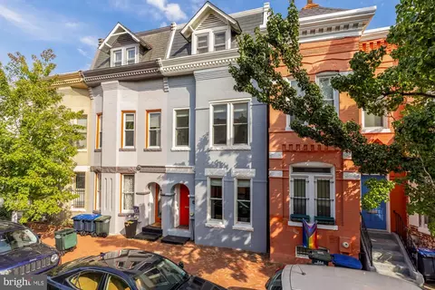 Exterior - 632 Acker Pl NE, Washington, DC 20002 photo 3 of 6