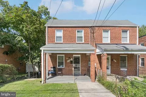 4614 Brooks St NE, Washington, DC 20019