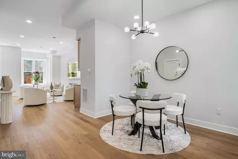 Dining - 916 C St NE, Washington, DC 20002 photo 1 of 3
