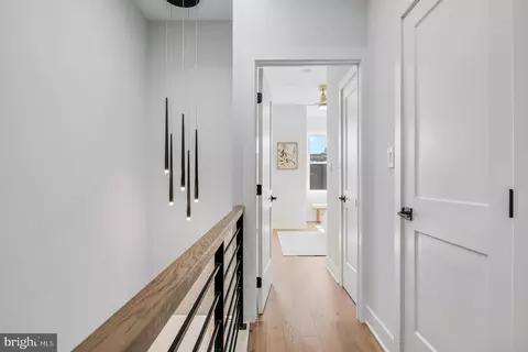 Entry Way - 916 C St NE, Washington, DC 20002 photo 9 of 18
