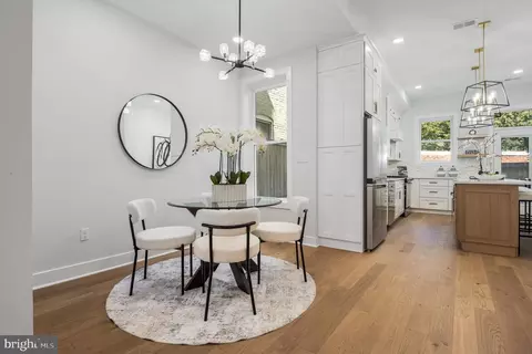 Dining - 916 C St NE, Washington, DC 20002 photo 3 of 3