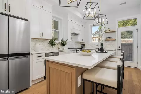 Kitchen - 916 C St NE, Washington, DC 20002 photo 1 of 3