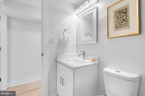 Other - 916 C St NE, Washington, DC 20002 photo 8 of 10