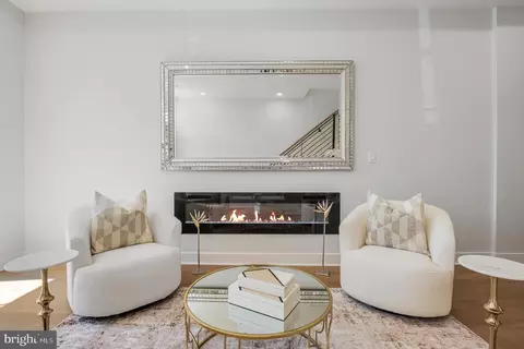 Other - 916 C St NE, Washington, DC 20002 photo 3 of 10