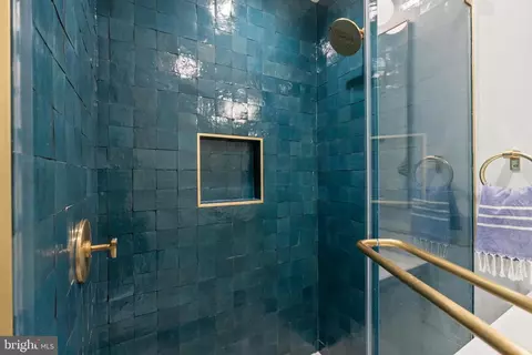 Bath - 1206 D St NE, Washington, DC 20002 photo 4 of 6