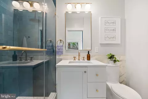 Bath - 1206 D St NE, Washington, DC 20002 photo 2 of 6