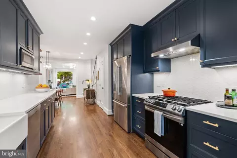 Entry Way - 1206 D St NE, Washington, DC 20002 photo 1 of 2
