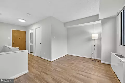 1245 13th St NW #304, Washington, DC 20005