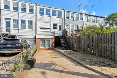 Exterior - 1533 D St NE, Washington, DC 20002 photo 5 of 5