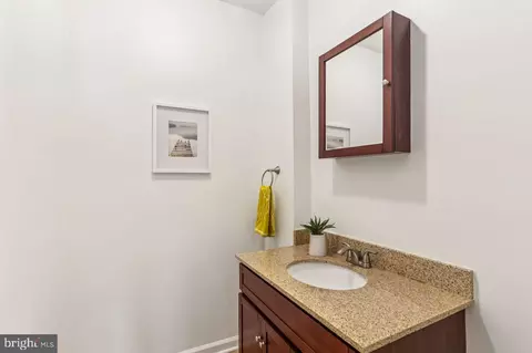 Bath - 1533 D St NE, Washington, DC 20002 photo 1 of 5