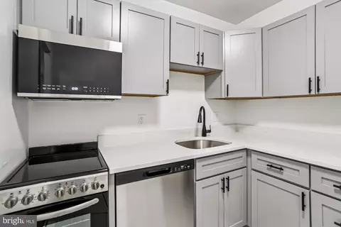 1690 Euclid St NW #A, Washington, DC 20009 photo 13