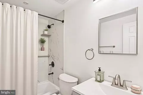 1690 Euclid St NW #A, Washington, DC 20009 photo 5