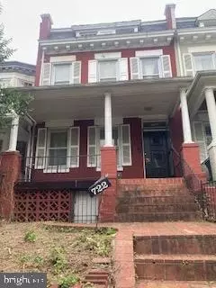 722 Shepherd St NW, Washington, DC 20011