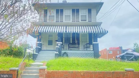 4411 Dix St NE, Washington, DC 20019