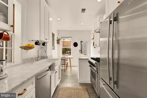 1338 28th St NW, Washington, DC 20007 photo 13