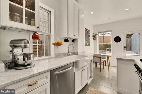 1338 28th St NW, Washington, DC 20007 photo 14